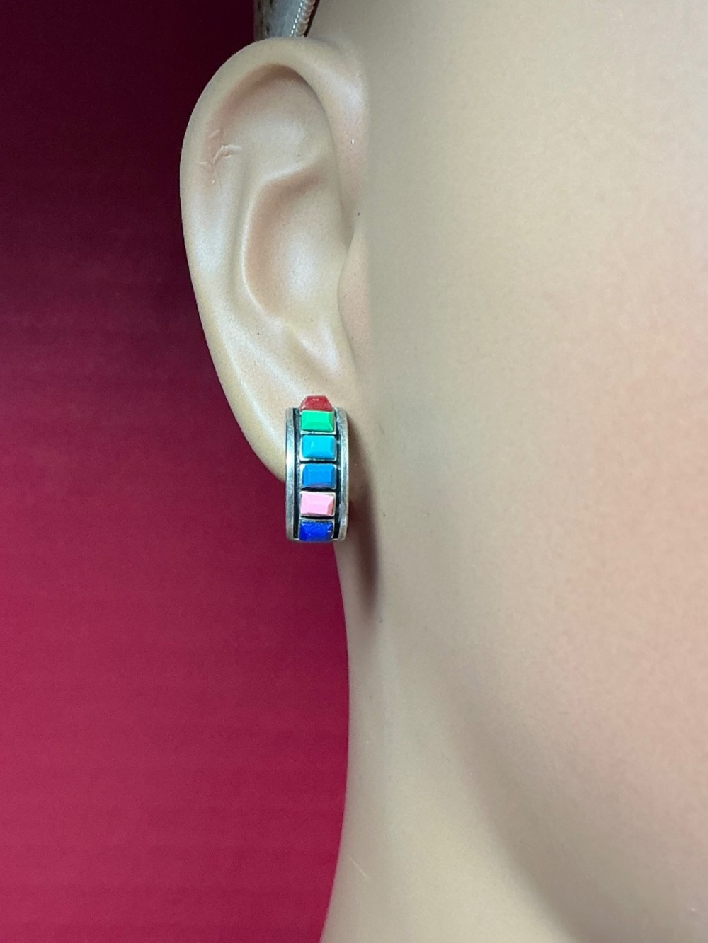 Retired Silpada Sterling Silver “ Rainbow Filigree “ Post Earrings. 5/8”